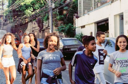 The Community English group descend the hill on their way to a trip to the Museu Nacional de Belas Artes in RIo de Janeiro